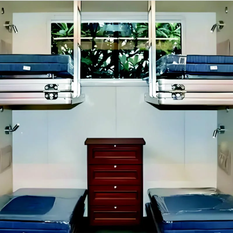 Склопиви кревет у возилу